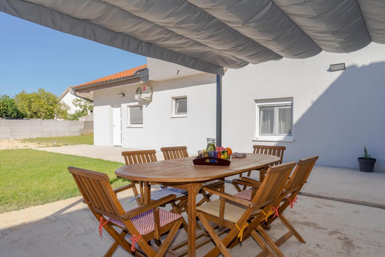 Apartmani Dmarie Privlaka  Dış mekan fotoğraf