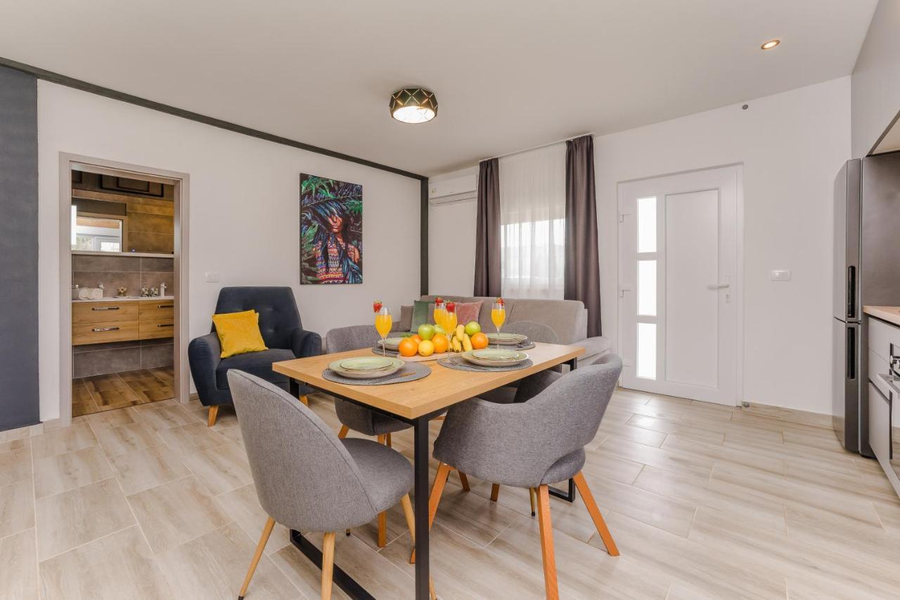 Apartmani Dmarie Privlaka  Dış mekan fotoğraf
